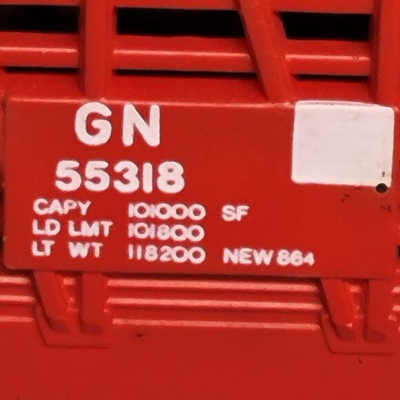 H.O scale Great Northern Hydra cushion box car/car hauler red and white - Picture 6 of 9